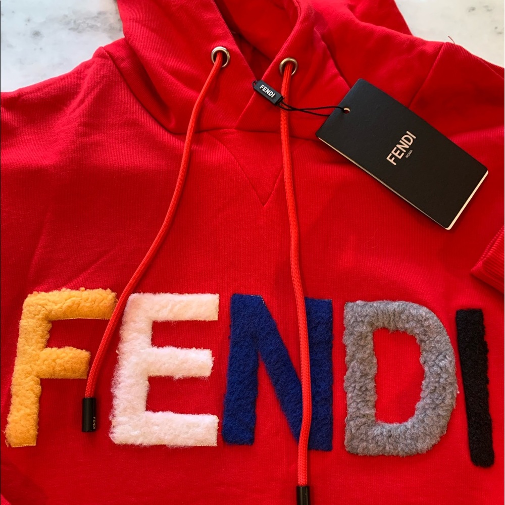 Fendi Red w/Multi Color Sweatshirt🔥